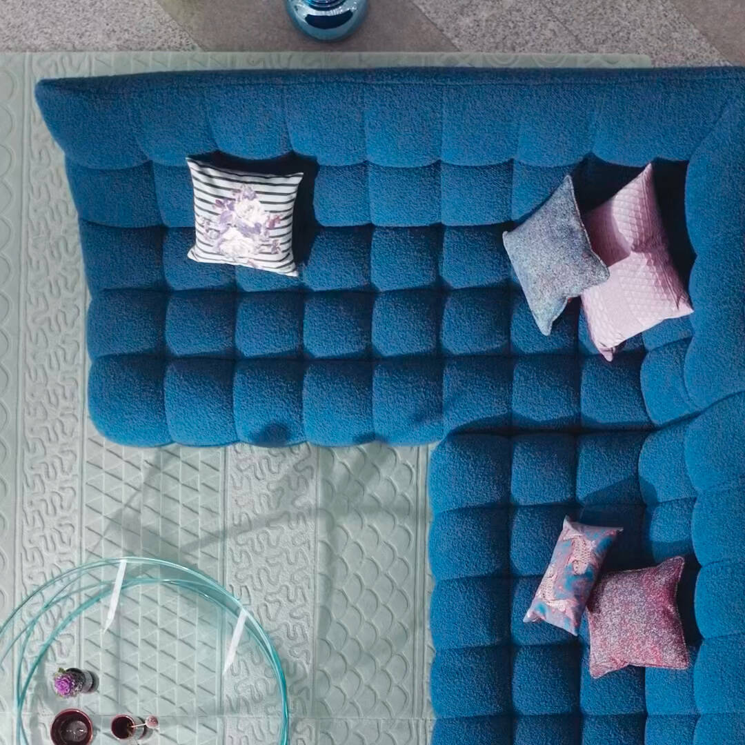 Setup, dise&ntilde;o Sacha Lakic