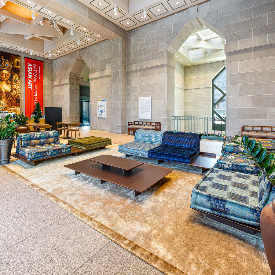 Roche Bobois & Smithsonian Museum