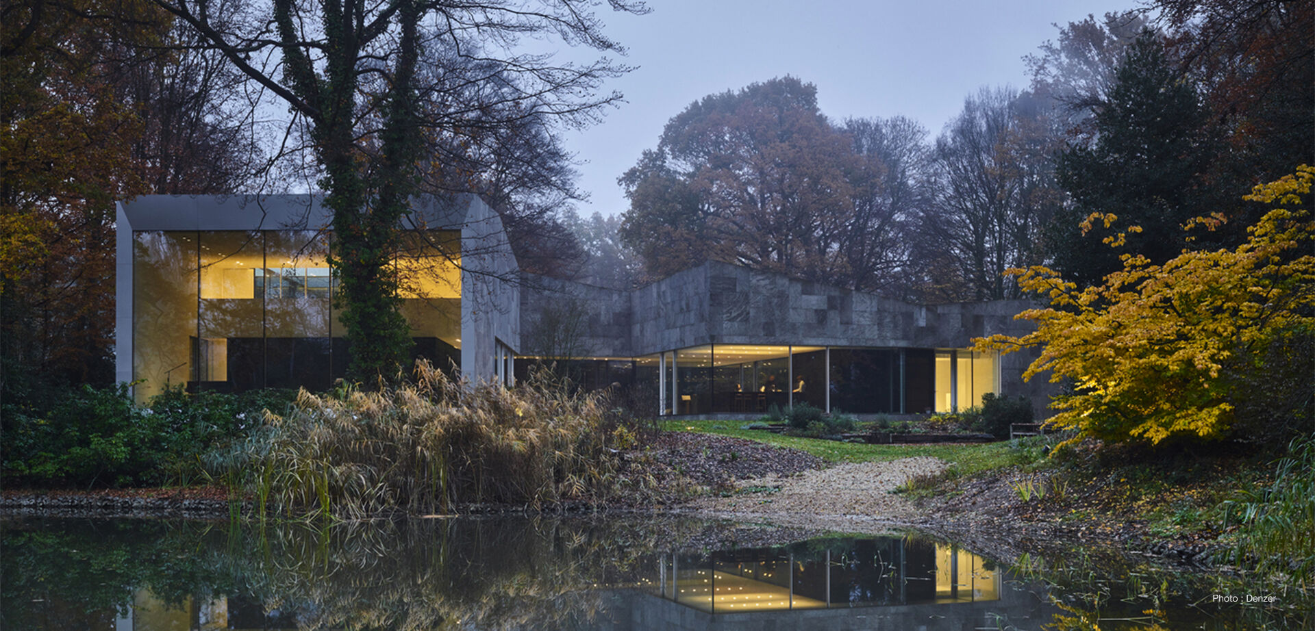 Visite Priv&eacute;e - Charlott House x Script