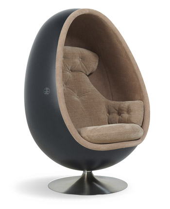 Ovalia, designed by Henrik Thor-Larsen