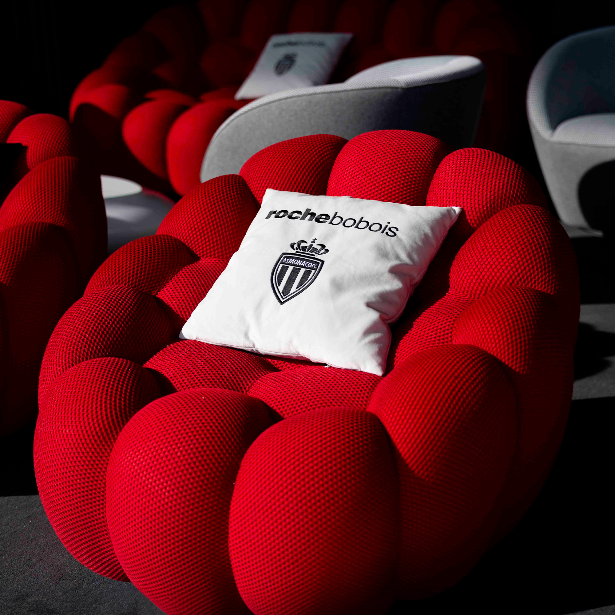 Bubble sofa with a Roche Bobois x AS Monaco pillow