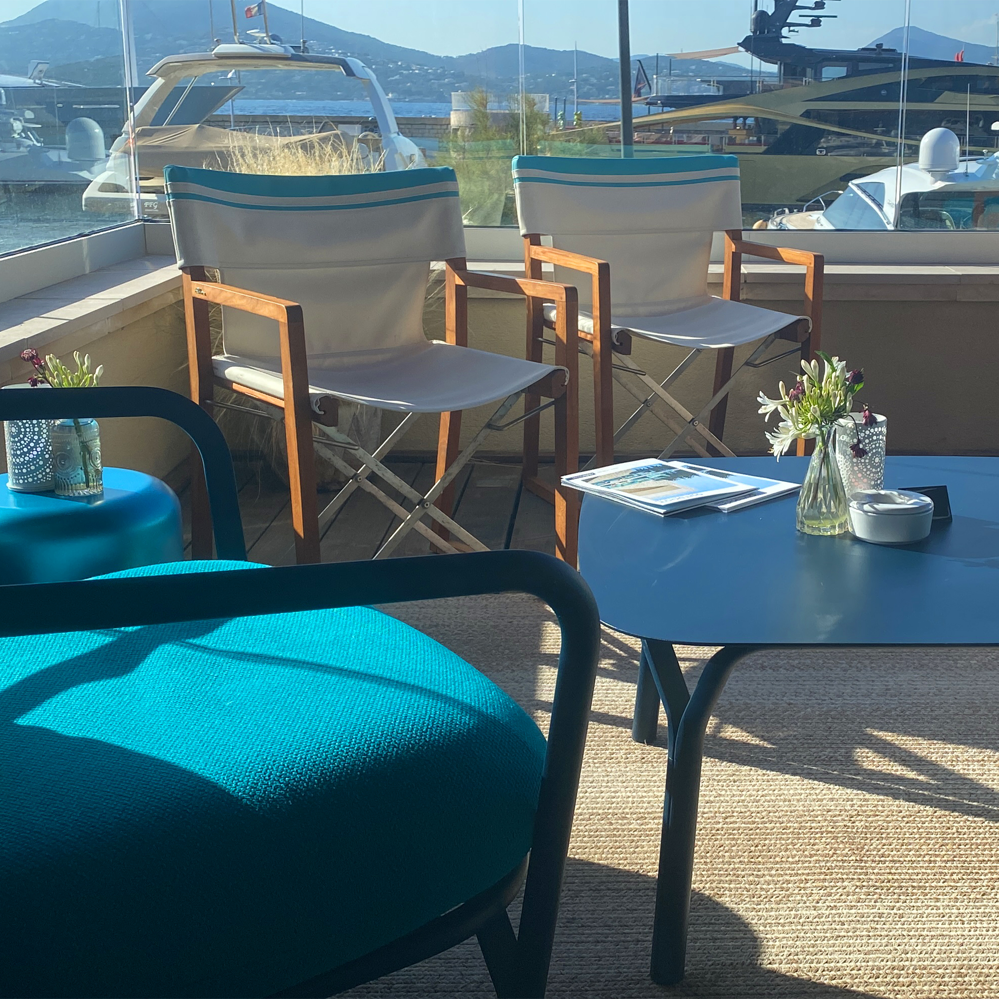 Saint Tropez lounge Club