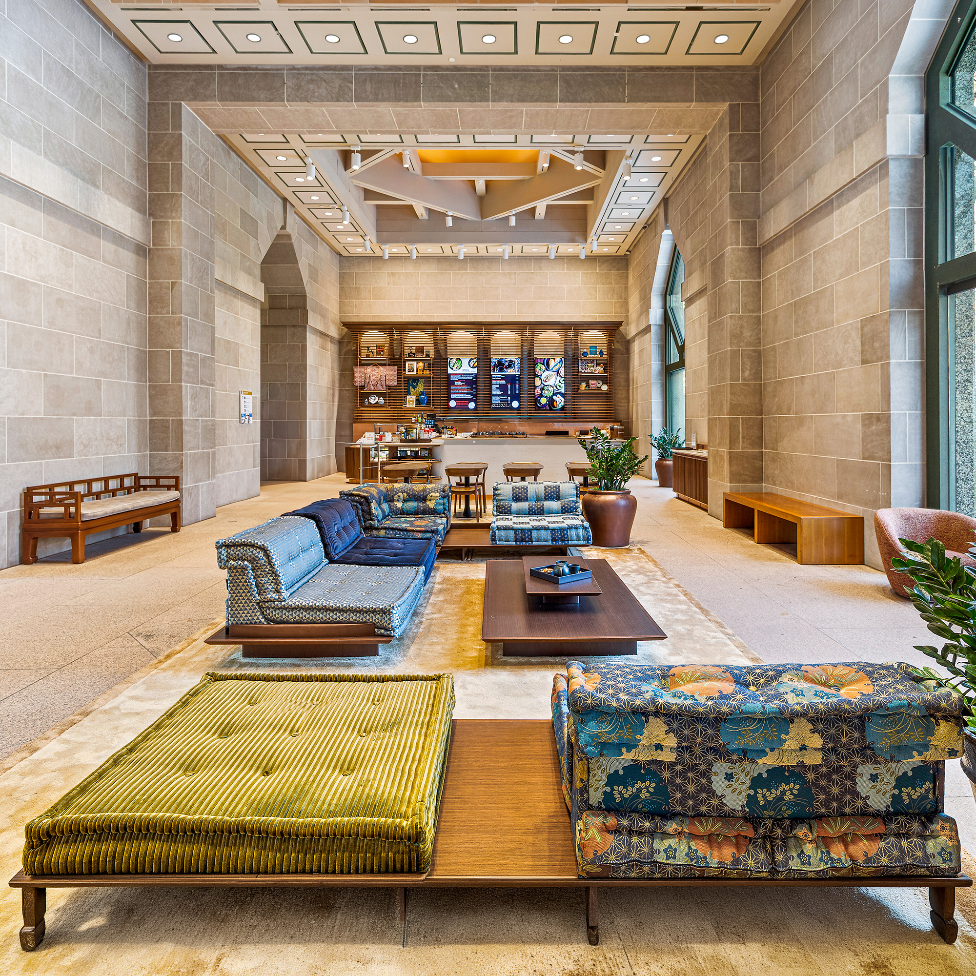 Roche Bobois & Smithsonian Museum